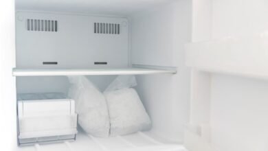 موتور الثلاجة يصدر صوت ولا يعمل