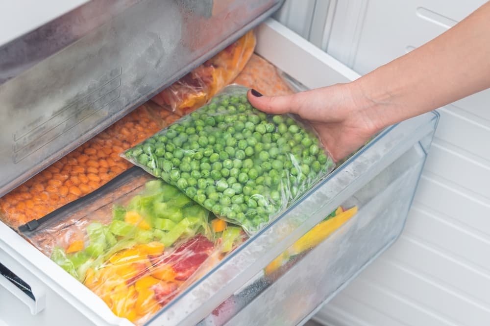 الفريزر يطلع صوت