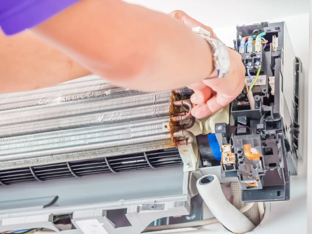 سبب عدم تبريد المكيف الجديد