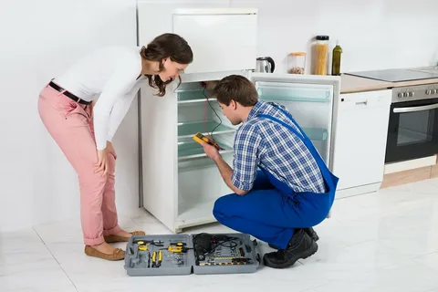 أسئلة شائعة حول صيانة ثلاجات فالكون