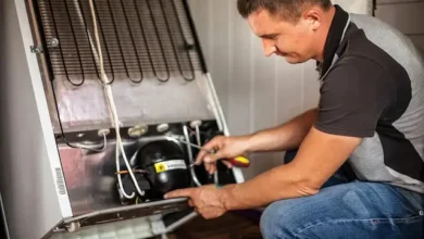 مركز صيانة ثلاجات يونيفرسال لحل الأعطال وضمان الأداء المثالي.